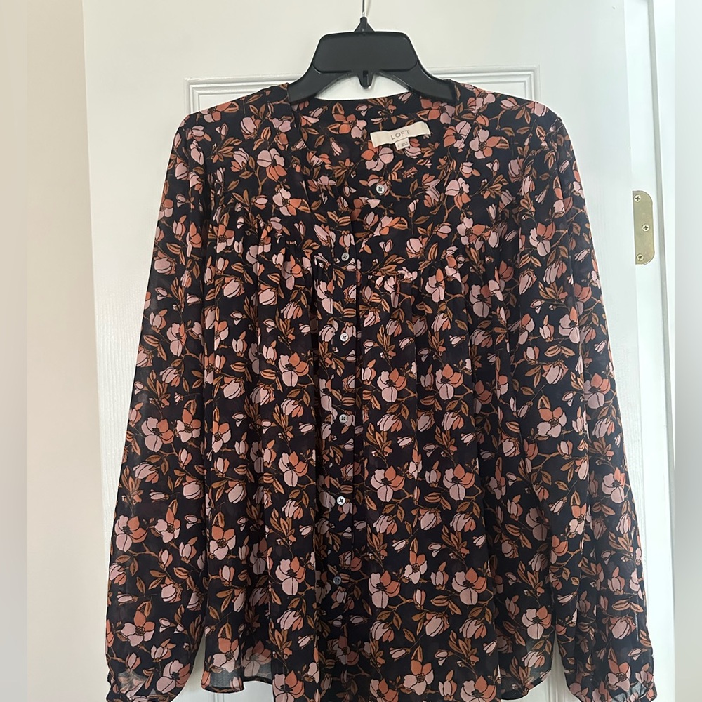 Loft floral swing blouse Size L